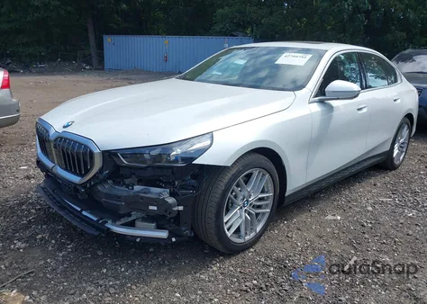 2024 BMW 530 I xDrive из США, поврежденный, VIN WBA53FJ00RCS08953